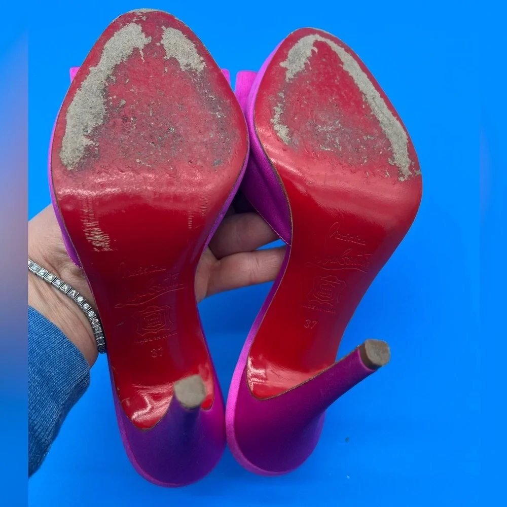 🔴🆑Authentic Christian Louboutin Women's Fuchsia Peep-Toe Heels🔴🆑 - Picture 5 of 8